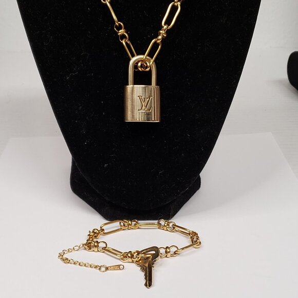 Authentic Louis Vuitton Padlock w/unbranded Stainless Steel Necklace & Bracelet - Picture 9 of 16